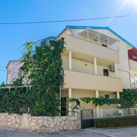 Apartments Glorija ロゴズニッツァ エクステリア 写真